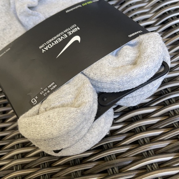 Nike Everyday Cotton Cushioned Low Socks - Picture 9 of 9